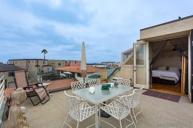 722 724 San Luis Rey Place, San Diego CA: https://media.crmls.org/mediaz/402fe179-df29-47d8-b226-f9edd3c5da1d.jpg