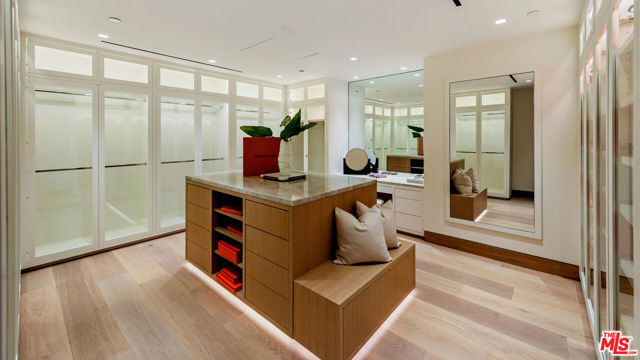 Drew Fenton | 1600 Casale Road Pacific Palisades CA | MLS: 7196118
