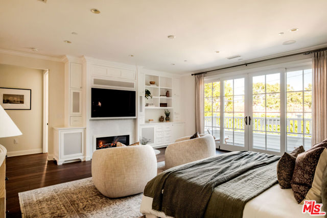 2248 Kelton Avenue, Los Angeles CA: https://media.crmls.org/mediaz/4031155d-f534-40ce-8e1a-13364b1e73d3.jpg