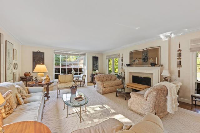 2155 Geri Lane, Hillsborough CA: https://media.crmls.org/mediaz/403170eb-d2d4-4d66-9c11-528b90fedcf7.jpg