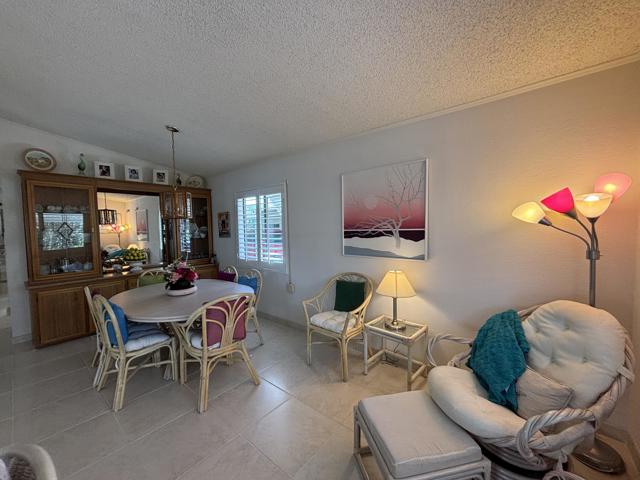 47751 San Salvador, Indio CA: https://media.crmls.org/mediaz/403178e6-2d0d-49e8-84b7-6ec65287787e.jpg