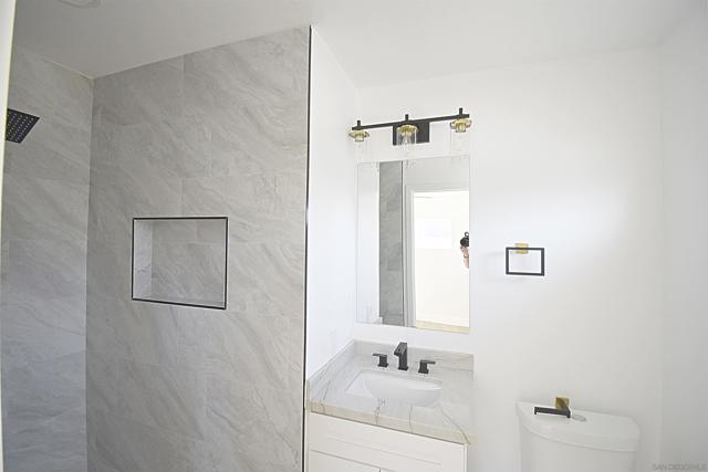 4646 COCONINO WAY, San Diego CA: https://media.crmls.org/mediaz/4032c524-7941-4c54-9c23-092bb4f06365.jpg