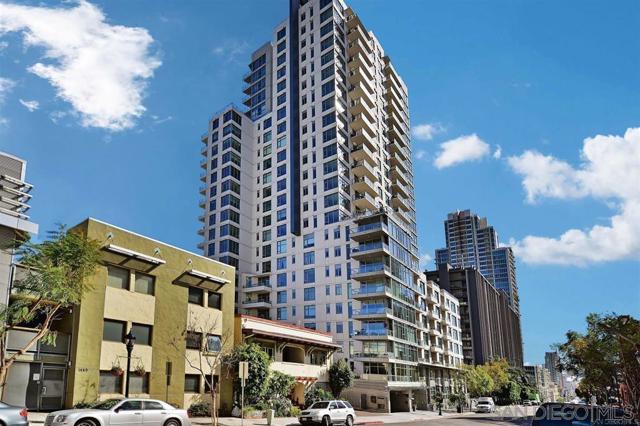 1441 9th Avenue, San Diego CA: https://media.crmls.org/mediaz/40341bd6-6846-4a6b-a7d8-1d5a34d70e24.jpg