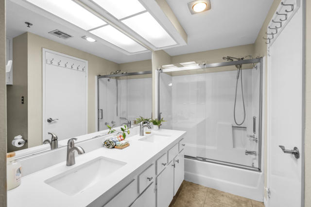 2700 Lawrence Crossley Road #41, Palm Springs, CA 92264