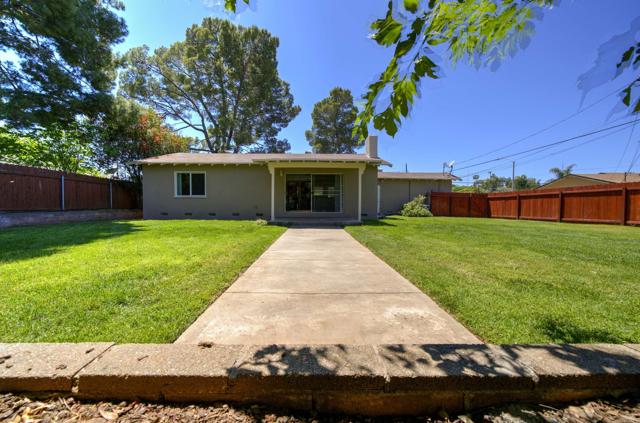 Detail Gallery Image 15 of 28 For 1130 S Tulip St, Escondido,  CA 92025 - 2 Beds | 1 Baths