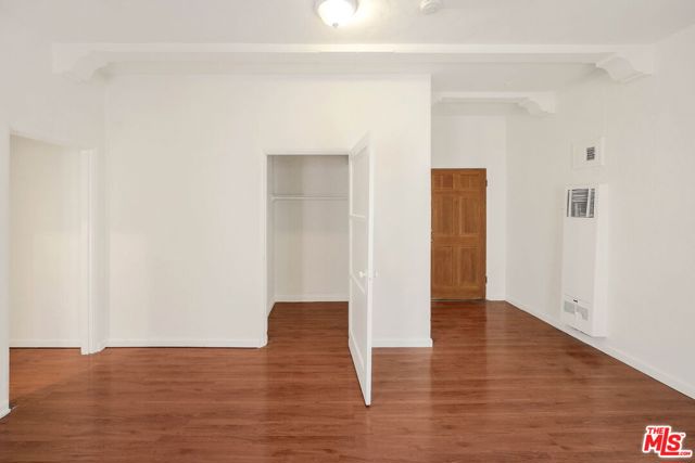 125 West Chestnut Street photo 21