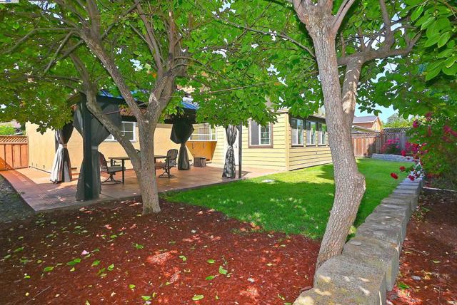 4919 Mohr Ave, Pleasanton CA: https://media.crmls.org/mediaz/4036ed6f-440d-46f8-8f33-0b5e2f025b83.jpg