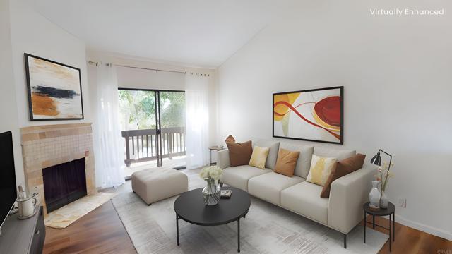 Detail Gallery Image 2 of 22 For 8340 via Sonoma #F,  La Jolla,  CA 92037 - 1 Beds | 1 Baths