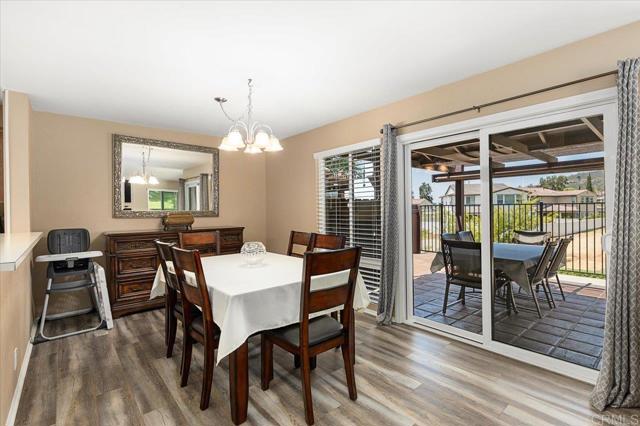 Detail Gallery Image 9 of 37 For 2035 David Dr, Escondido,  CA 92026 - 3 Beds | 2 Baths