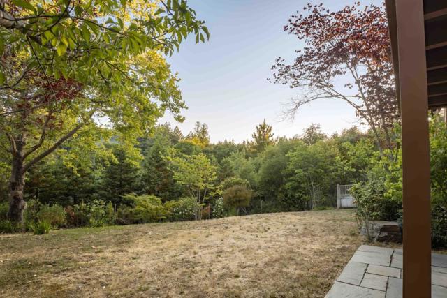 140 Farm Road, Woodside CA: https://media.crmls.org/mediaz/403765b9-3905-4e95-ad24-b26b475ca725.jpg
