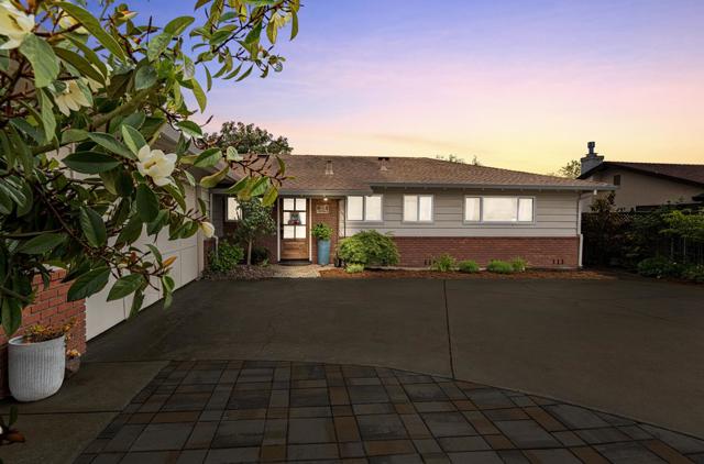 29 Karen Drive, Watsonville CA: https://media.crmls.org/mediaz/40378838-e303-4ba5-b550-acde892008a1.jpg