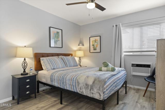 1132 1142 Pittsfield Lane, Ventura CA: https://media.crmls.org/mediaz/40378d39-7882-4023-a9bd-47ff18161882.jpg