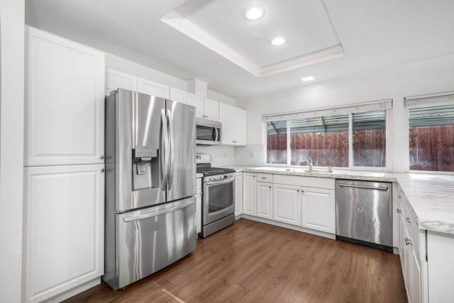 Detail Gallery Image 14 of 47 For 338 Rancho Vista Pl, Vista,  CA 92083 - 4 Beds | 2 Baths