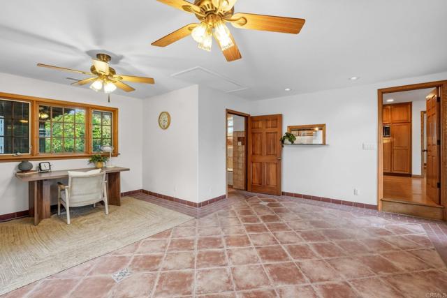 Detail Gallery Image 29 of 61 For 9110 Brier Rd, La Mesa,  CA 91942 - 4 Beds | 4 Baths