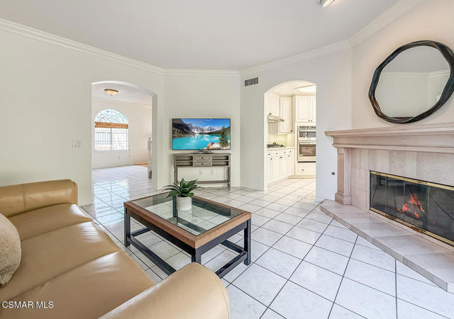 1768 Fox Springs Circle, Newbury Park CA: https://media.crmls.org/mediaz/403967e8-bf0d-4df1-b75b-26834bd11a66.jpg