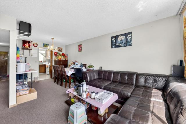 476 7th Avenue, San Francisco CA: https://media.crmls.org/mediaz/4039d0c9-2190-411a-adb1-14acd2545044.jpg