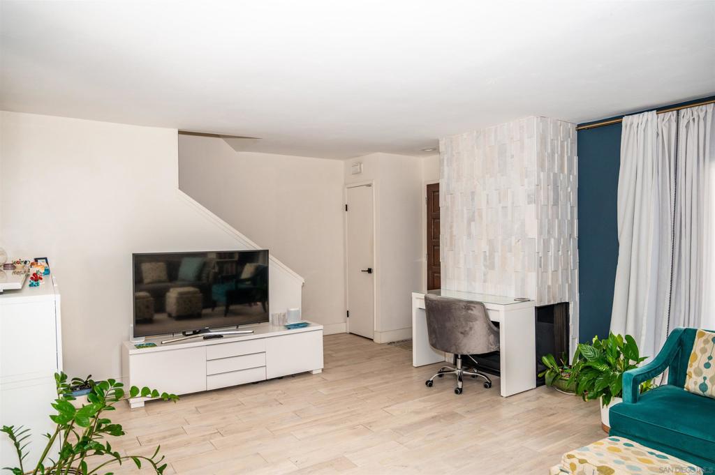 MLS #250037852SD image #10