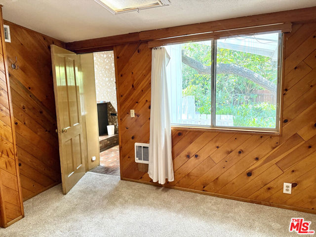 1754 Mandeville Canyon Road, Los Angeles CA: https://media.crmls.org/mediaz/403c79e3-c66b-47a5-896b-120c582c10f6.jpg