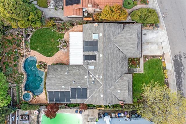 435 Ewing Drive, Pleasanton CA: https://media.crmls.org/mediaz/403ce1da-0a19-4e16-b962-bb7aa5a7768c.jpg