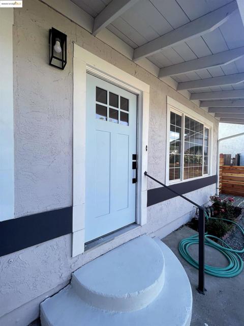 2723 E Tregallas Rd, Antioch CA: https://media.crmls.org/mediaz/403cfa84-51e5-41af-977a-3d46746a2998.jpg