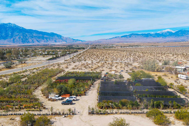 16961 Evans Lane Lane, Desert Hot Springs CA: https://media.crmls.org/mediaz/403d1ea0-891e-47ab-b6ab-bcf4749dfc0f.jpg