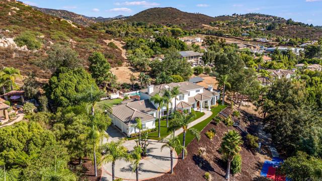 Detail Gallery Image 1 of 1 For 14390 Horizon Ct, Poway,  CA 92064 - 5 Beds | 5/1 Baths