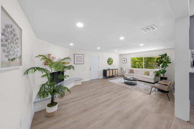 3505 Ibis Street, San Diego CA: https://media.crmls.org/mediaz/403e18d7-5fbe-4bc7-8a1a-0750f0bb8d67.jpg