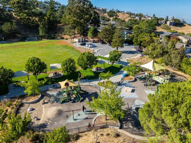 3378 Brittan Avenue, San Carlos CA: https://media.crmls.org/mediaz/403eacf1-bce7-4f32-ad6b-f59ec7489790.jpg