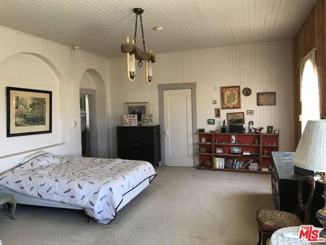 166 Russell Ranch Highway, New Cuyama CA: https://media.crmls.org/mediaz/403eb921-dbec-4793-a610-5feda5fcedcd.jpg