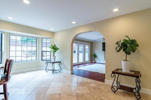 6020 Sherry Lee Lane, Salinas CA: https://media.crmls.org/mediaz/403f0410-3f21-45df-b1dd-39ca806e40e3.jpg