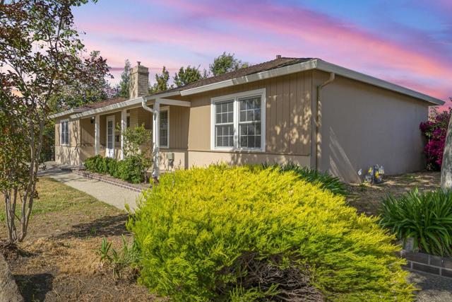 1394 Pauline Drive, Sunnyvale CA: https://media.crmls.org/mediaz/403f28cd-8a9e-4141-b5fd-d374a543b69e.jpg
