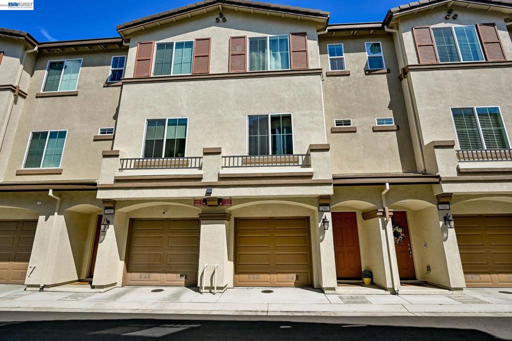 296 Laurel Knoll Dr