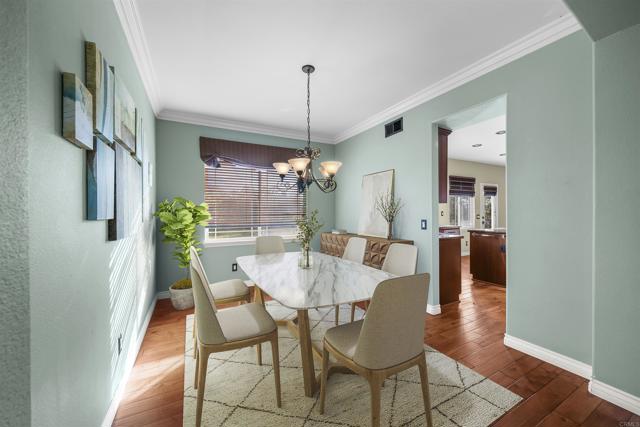 1033 Goldeneye, Carlsbad CA: https://media.crmls.org/mediaz/40405537-d9ed-45e3-b970-b24bfe4b4d52.jpg