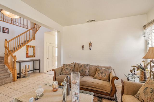 367 Sunburst Street, Los Banos CA: https://media.crmls.org/mediaz/40405cb3-dacd-49bc-833c-80602edce3e7.jpg