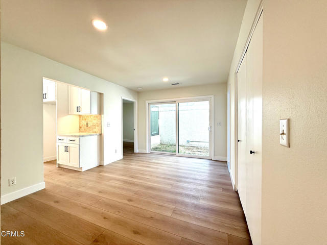 Detail Gallery Image 16 of 37 For 532 Village Rd, Port Hueneme,  CA 93041 - 3 Beds | 2 Baths