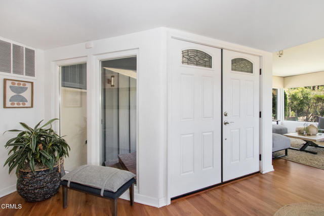3345 Rubio Crest Drive, Altadena CA: https://media.crmls.org/mediaz/40421afa-c038-4402-aeb6-f8a6ae88a5bf.jpg