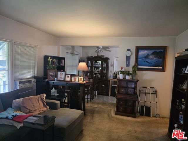 1105 W Clark Avenue, Burbank CA: https://media.crmls.org/mediaz/40421d0c-d1df-4112-8dad-1d2d5b4d8fa5.jpg