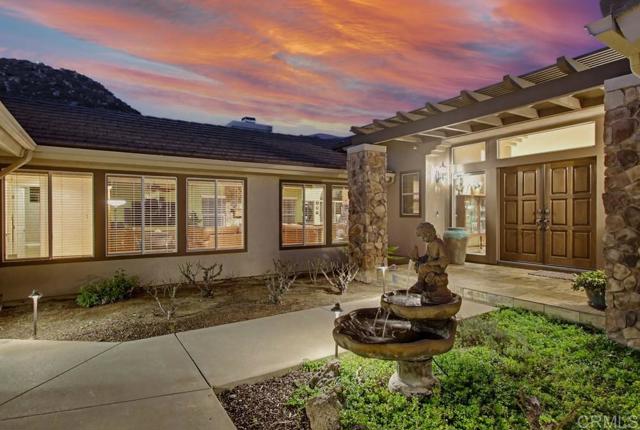 Detail Gallery Image 3 of 75 For 3930 via Palo Verde Lago, Alpine,  CA 91901 - 3 Beds | 2/1 Baths