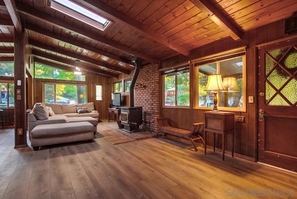 3233 Salton Vista Drive