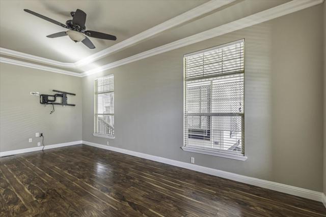 3660 Walnut Boulevard, Brentwood CA: https://media.crmls.org/mediaz/404556f2-6599-49b7-bbd9-390cabeb86f8.jpg