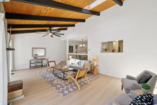 1230 Ballena Blvd, Alameda CA: https://media.crmls.org/mediaz/4047a179-d184-435b-ba9f-7b23fdf8535c.jpg
