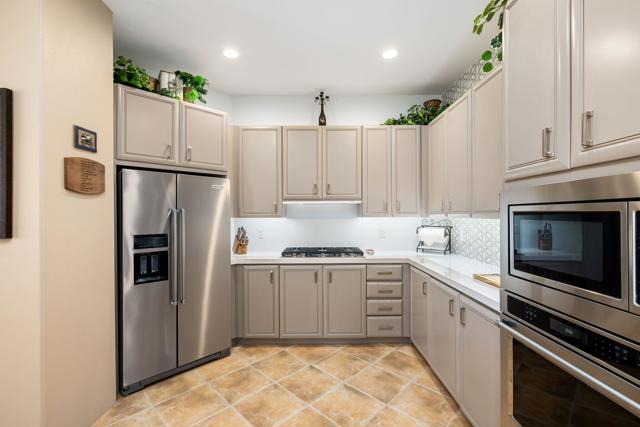 78975 Breckenridge Drive, La Quinta CA: https://media.crmls.org/mediaz/40486363-d31a-4dd2-b460-dfe7a4cac4e6.jpg