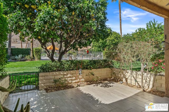 2029 S Ramitas Way, Palm Springs CA: https://media.crmls.org/mediaz/4048a599-4523-473a-a575-cd8ba4cae5dc.jpg