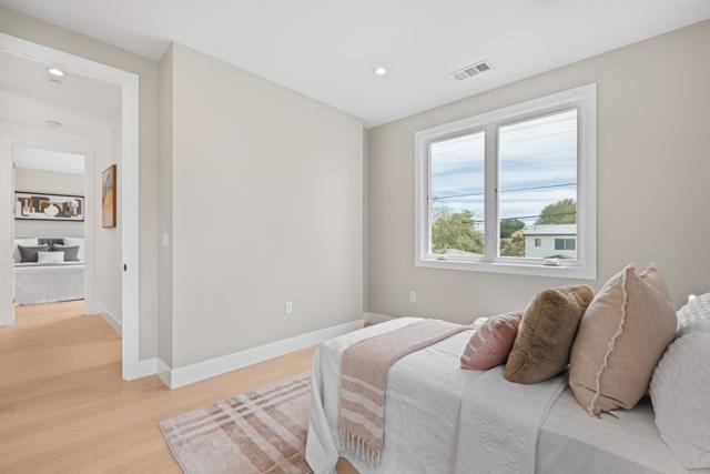 246 Farley Street, Mountain View CA: https://media.crmls.org/mediaz/4048c2dd-afff-4e55-ab8e-1f1a1485d9bd.jpg