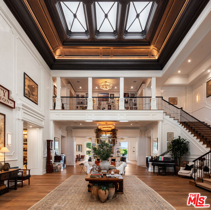 2571 Wallingford Drive