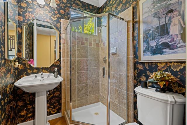 Image 23 of 60 For 1017 Vineyard Dr