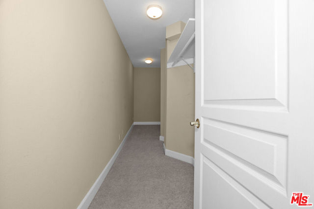 1633 S Bentley Avenue, West Los Angeles CA: https://media.crmls.org/mediaz/4049a2b2-87a7-43f5-9e1b-6782785236ca.jpg