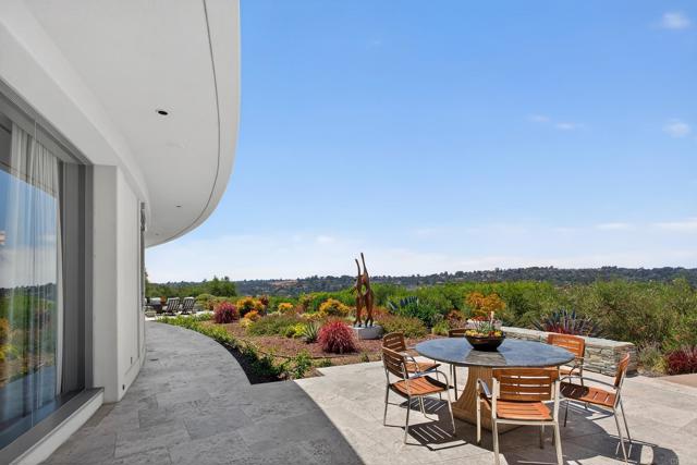 Detail Gallery Image 36 of 40 For 17534 Los Morros, Rancho Santa Fe,  CA 92067 - 4 Beds | 4/4 Baths