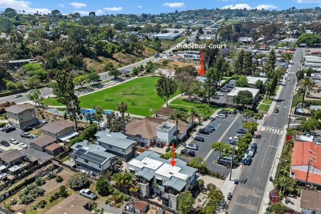 731 Valley Avenue, Solana Beach CA: https://media.crmls.org/mediaz/4049baa0-64a8-4fa1-ad55-7c999180aeef.jpg