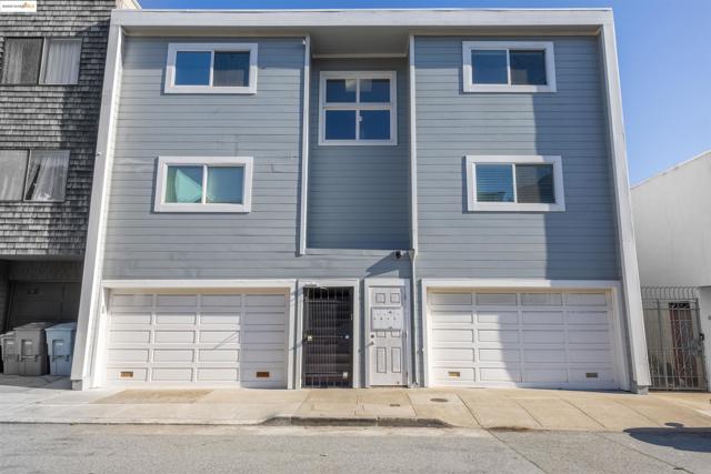 661 Peralta Ave Unit 3, San Francisco CA: https://media.crmls.org/mediaz/4049dd88-ab16-4ac5-8e32-e57a53bc3f00.jpg